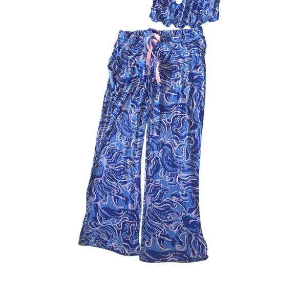 Beautiful Lilly Pulitzer PJ Knit Pants and top Coastal Blue Whispurr Pajama Set - Picture 6 of 12